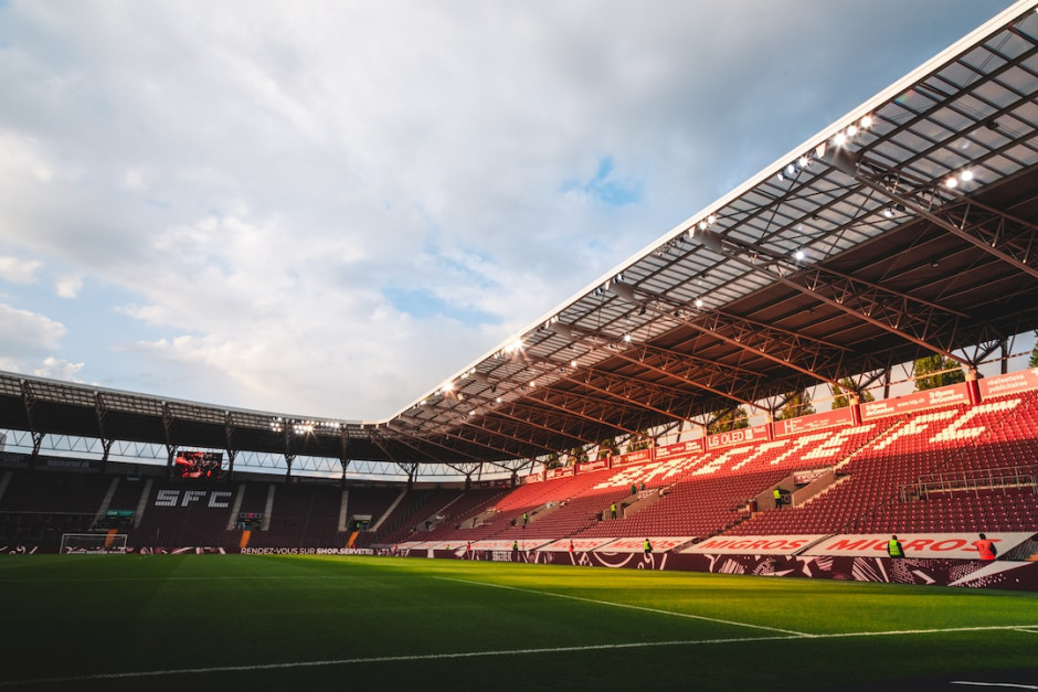 span, 欧冠规则详