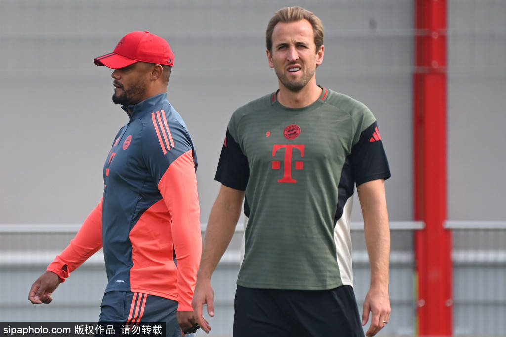 冠奖杯, 盟切尔西的